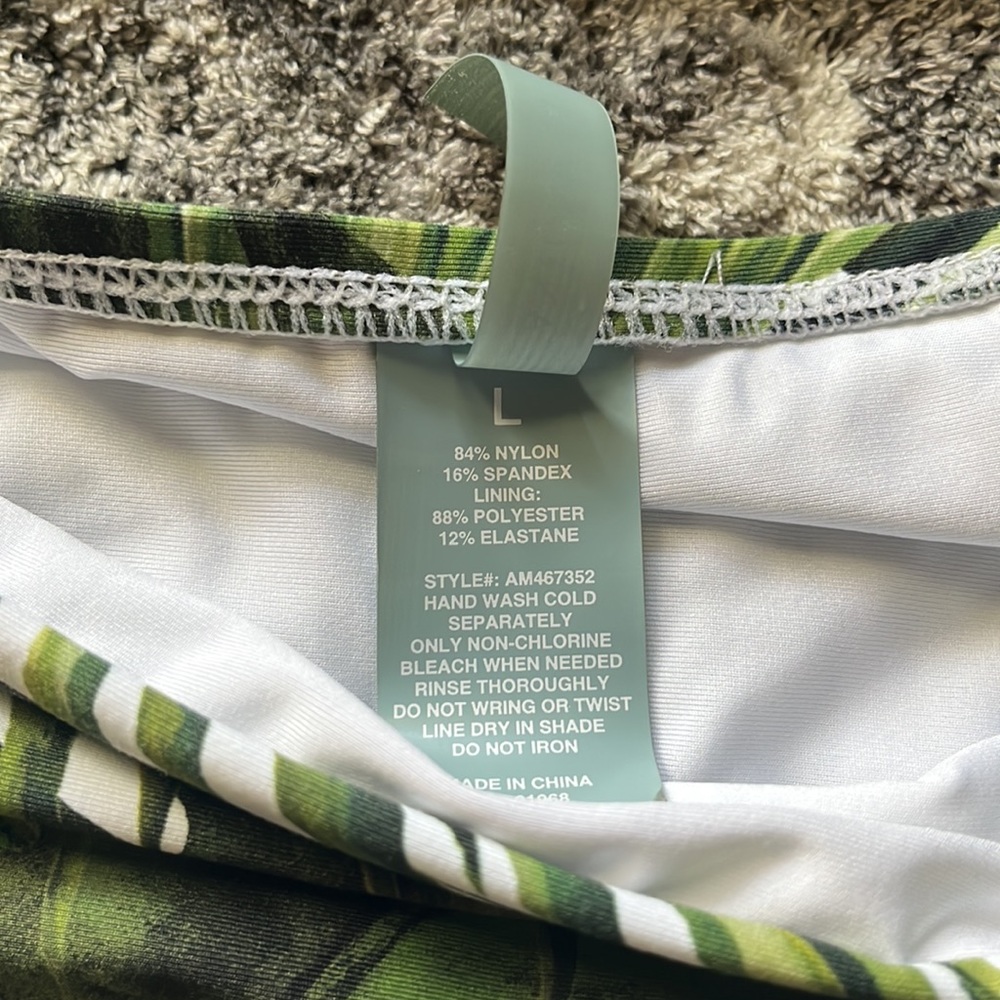 Monstera bikini - Picture 3 of 4